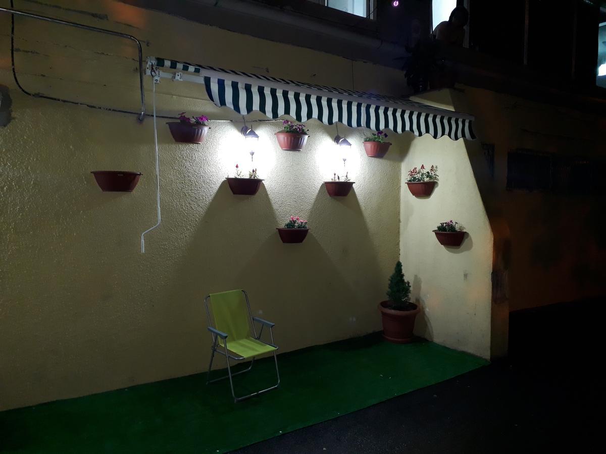 Nino'S Hotel On Tsamebuli Tbilisi Exterior foto
